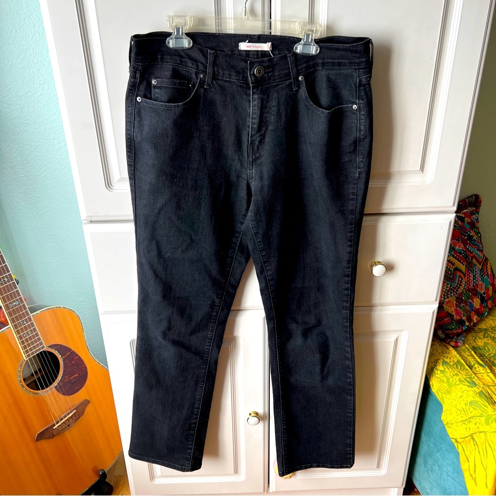 Levi’s Black 505 Straight Jeans 🖤